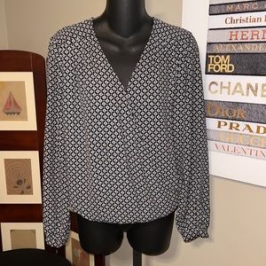 NWOT Max Studio high low wrap top